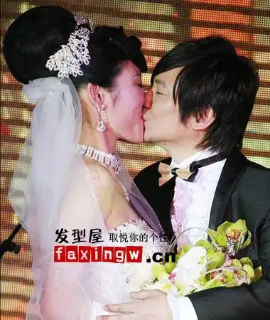 beyond成员叶世荣与张伟铃结婚现场照片5