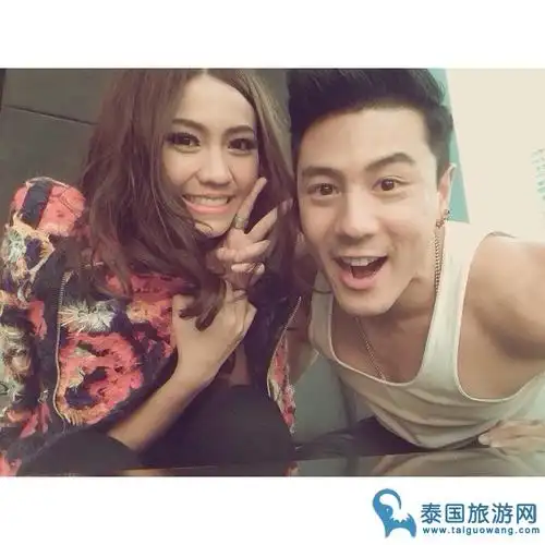 dome与女友metal好事将近并将和女友一直把慈善做下去