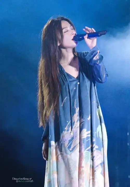 新加坡one love asia festival    我爱你 因为世上有你  @田馥甄hebe