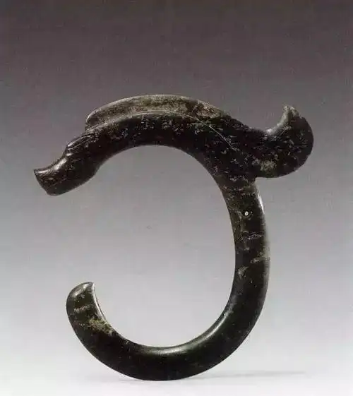 国家博物馆红山c形龙