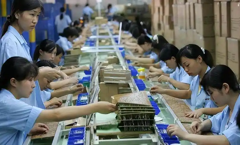 女生本科结业进厂打螺丝一本分责12个幼时称:看_球盟会中国官方网站