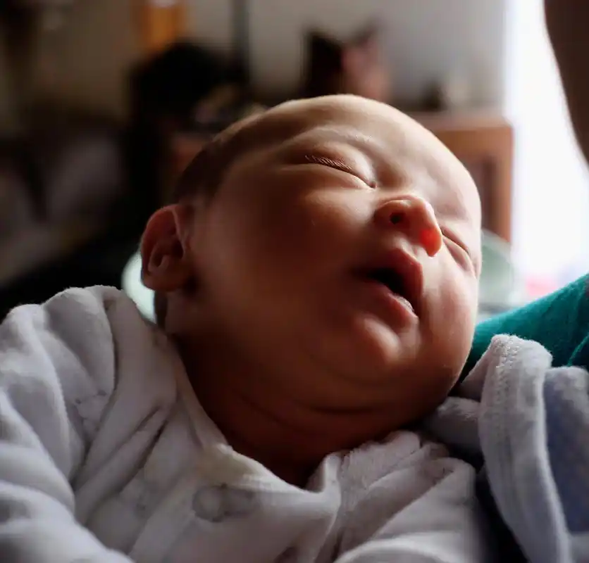 翻白眼对我们大人来说,是表达「厌恶」「不快」的一种表情.