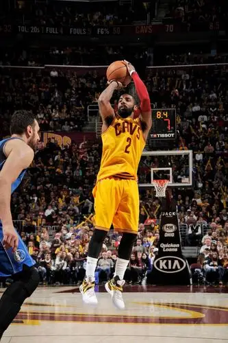 欧文的投篮姿势也挺好看的!