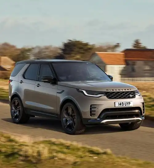 2021款路虎发现亮相外观小改换卫士同款方向盘太帅气了