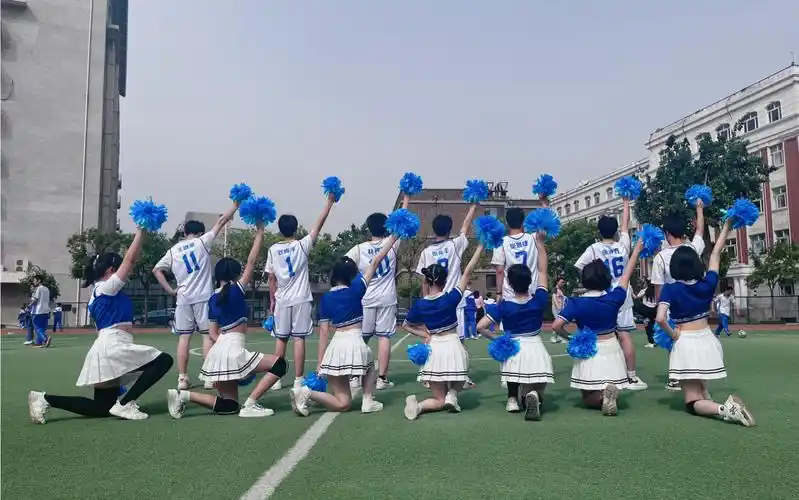 天津市新华中学高一八班啦啦操比赛