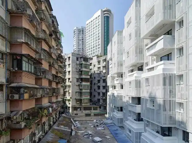 旧楼加电梯图纸资料下载-建筑 | 老旧居民楼改造成时尚公寓