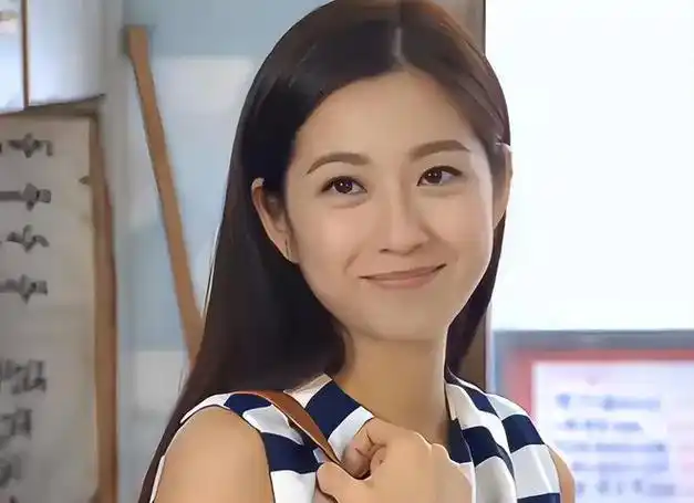 恩爱夫妻闹离婚,男方花3000万转移财产|陈自瑶|蔡思贝|tvb|谢芷蕙