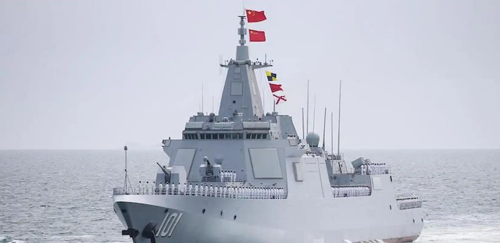 055大驱是一种怎样的驱逐舰,为何会被称为中国最强的驱逐舰?