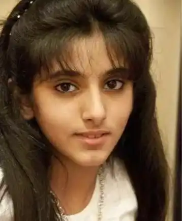 迪拜萨拉玛公主大眼睛长睫毛像芭比娃娃18岁嫁王子生一儿一女