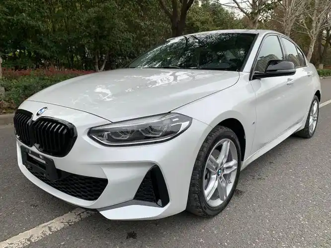 2023年全新宝马120i耀夜_宝马1系车友圈_懂车帝