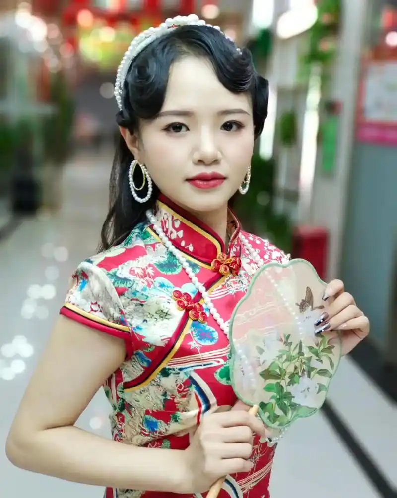 美妆班二期学员美兰作品分享#民国风造型系列#旗袍造型# - 抖音