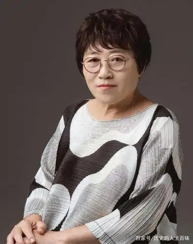 李银河第一次见王小波:好丑!王小波的一封情书,却让她沦陷一生