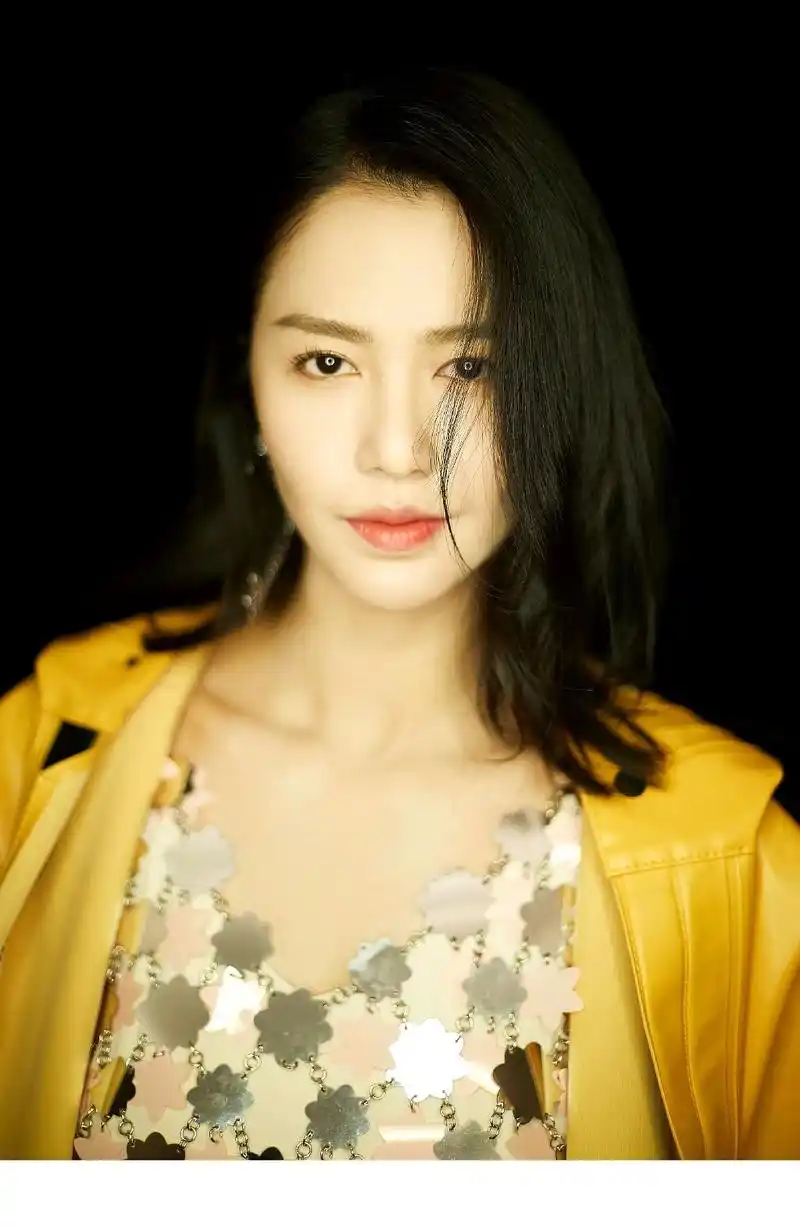 有潜质,可塑性很强的歌手——谭维维