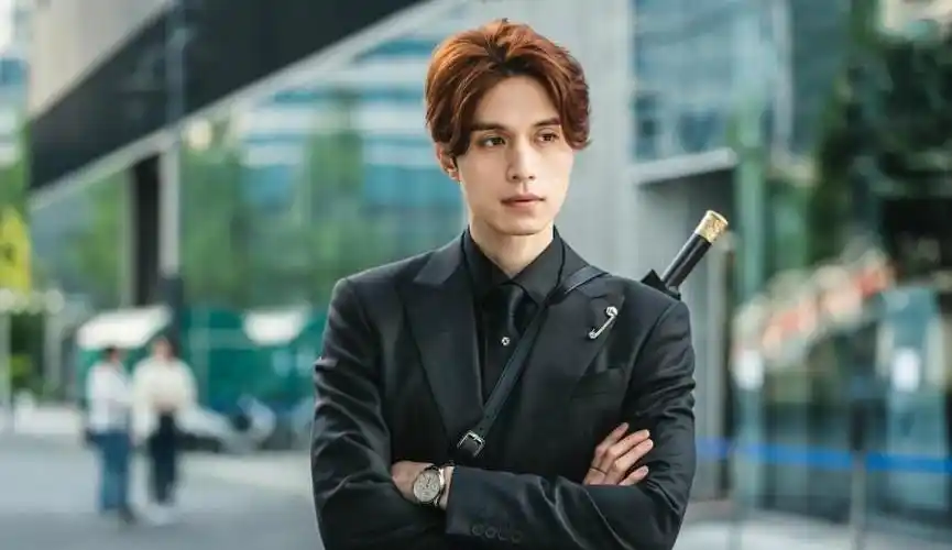 九尾狐传开播李栋旭饰演帅气男狐故事丰富都市版聊斋