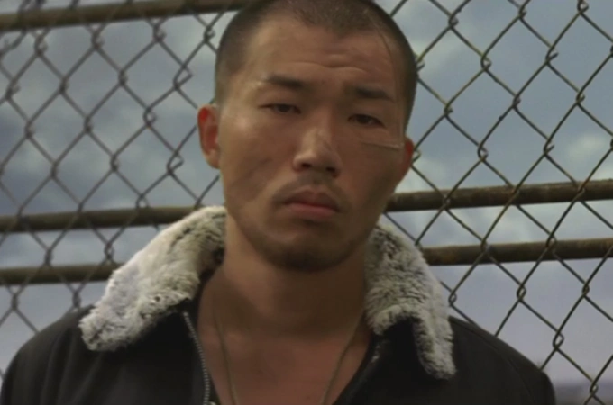 热血高校,从顶点象征地"天台"看铃兰与凤仙的争霸战!