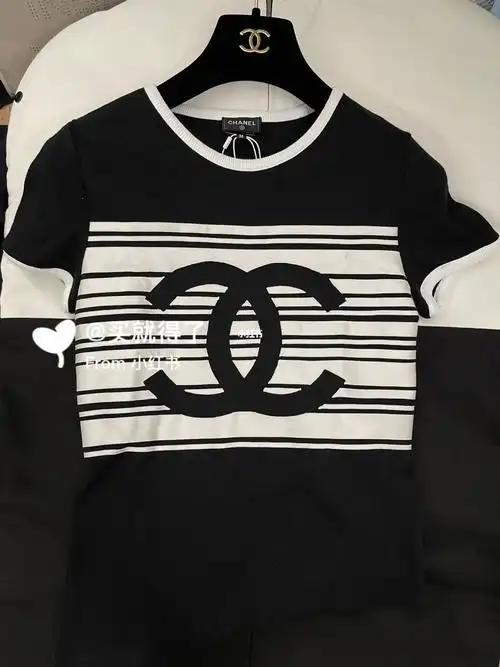 香奈儿23c露背短袖t恤