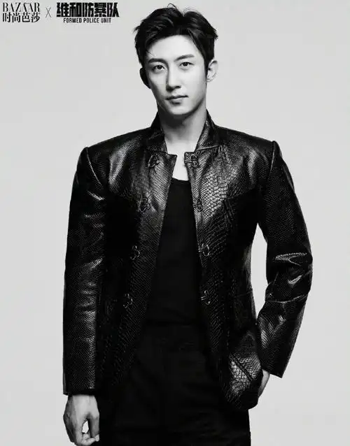 黄景瑜,王一博《维和防暴队》时尚芭莎大片    #电影维和防暴队芭莎