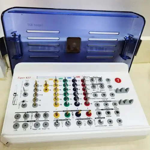 口腔护士种植奥齿泰工具盒