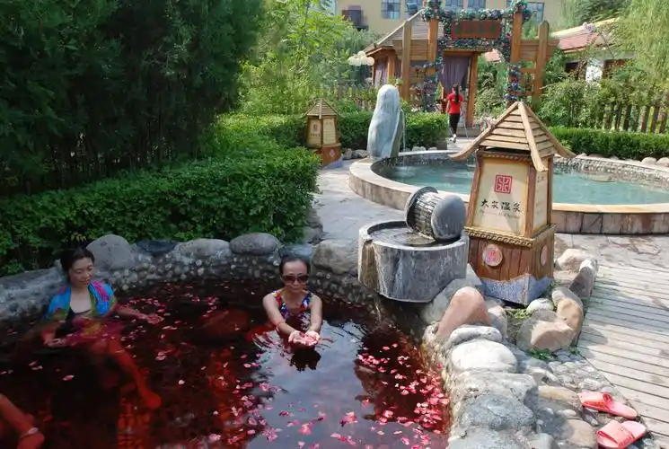 山西有片你不识的山水大汖温泉二