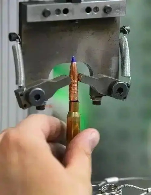 美国弹药工厂子弹生产的过程,罕见画面太震撼