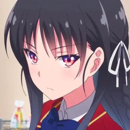 堀北铃音可爱头像手机里就这几张了