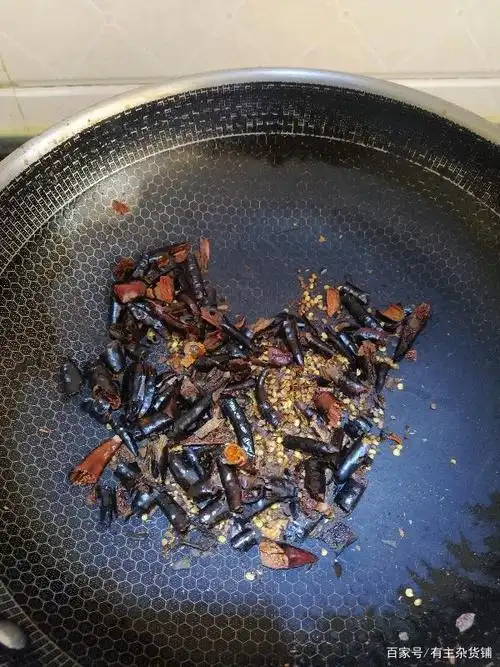 重庆铜梁胡辣壳凤爪