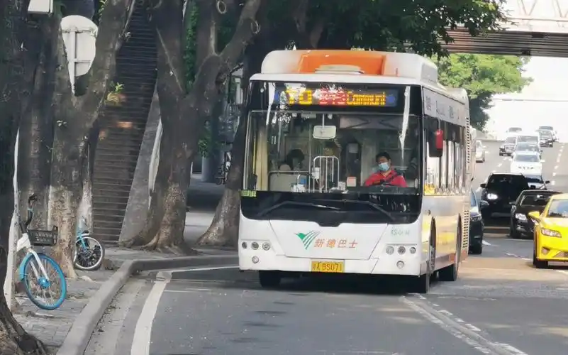 新穗巴士 广州公交813(五山路口～龙口西)