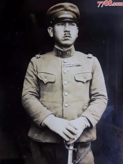 二战时期.原版老照片《日军军官》照片尺寸:13.7cm*8.8cm