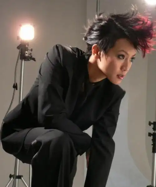 何韵诗竟上男神榜 得分超过谢霆锋吴彦祖