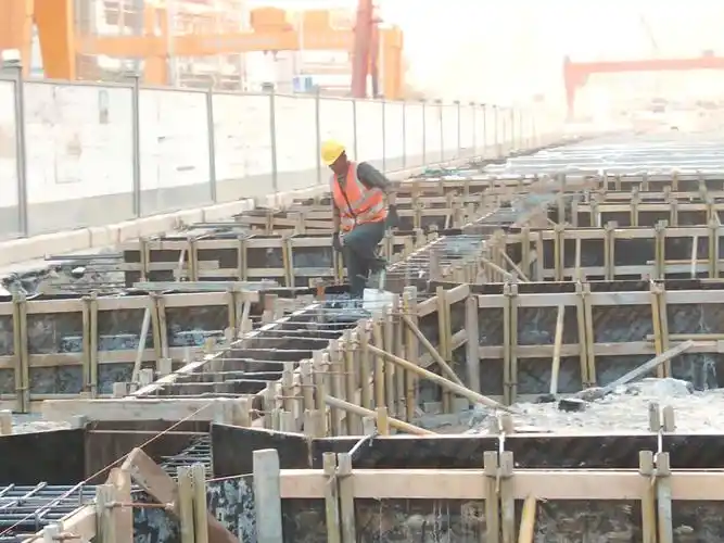 第一道砼支撑模板安装