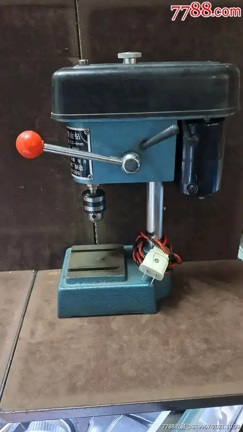 微型迷你小钟表台钻