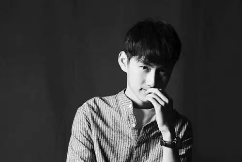 人性的荒唐与懦弱的善良90后青年编剧段俊峰和他的生活启示录