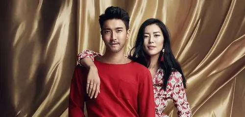 崔始源刘雯公开画报拍摄现场