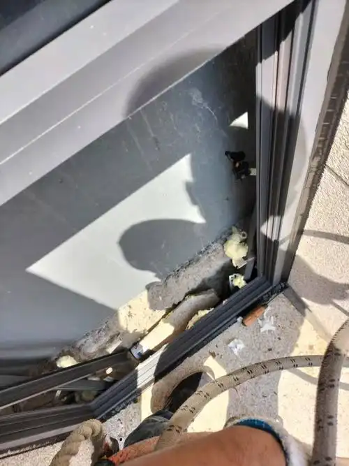 天津高空拆除玻璃天津更换窗户玻璃天津更换钢化玻璃