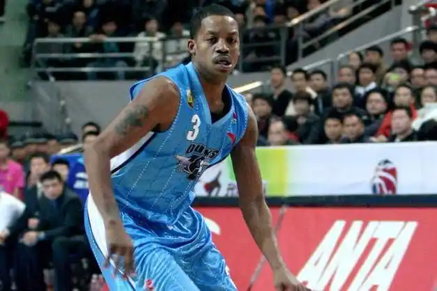 5分,姚明躲过一劫|cba|马布里|弗朗西斯|中国体育联赛|奥林匹克运动会