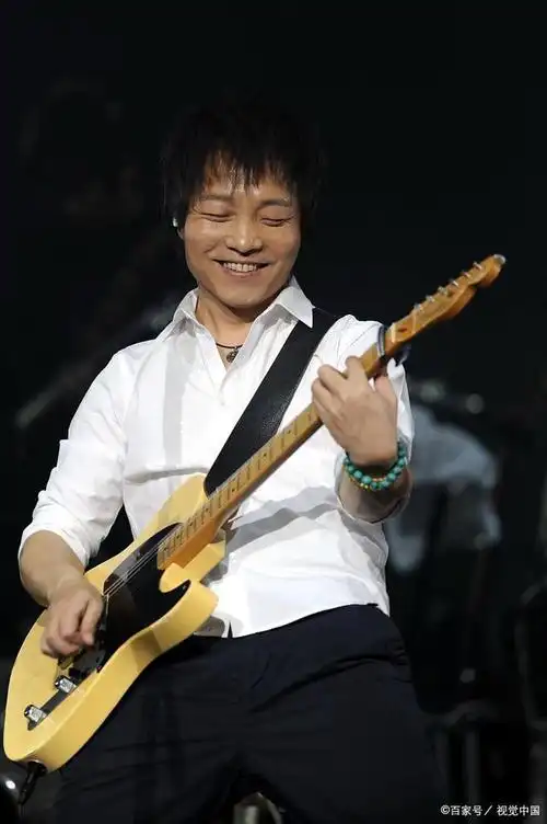 许巍:当年我的抑郁比你们严重多了,爸爸的一句话让我走出抑郁!