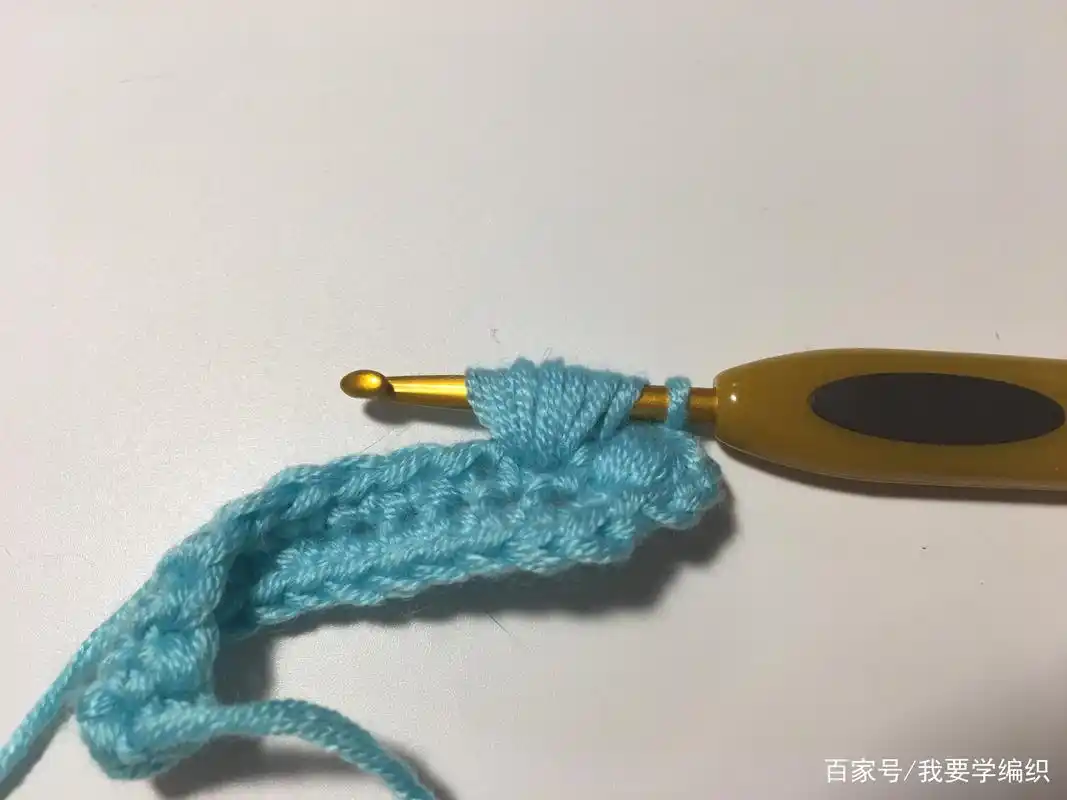 手机套不用买,自己钩的独特又好看,一款雅致的双色枣花手机套!