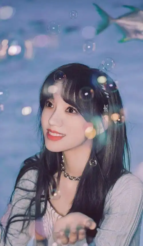 颜值才女程潇才华横溢活力四溢的年轻偶像未来非常可期