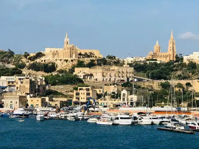 风景秀丽的地中海岛国-----马耳他-----戈佐岛