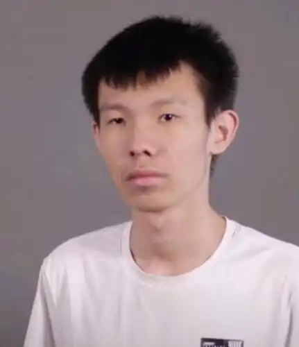 说起打野脏兵,那大家可能第一时间想到的都是张嘉文,作为国服男枪专精