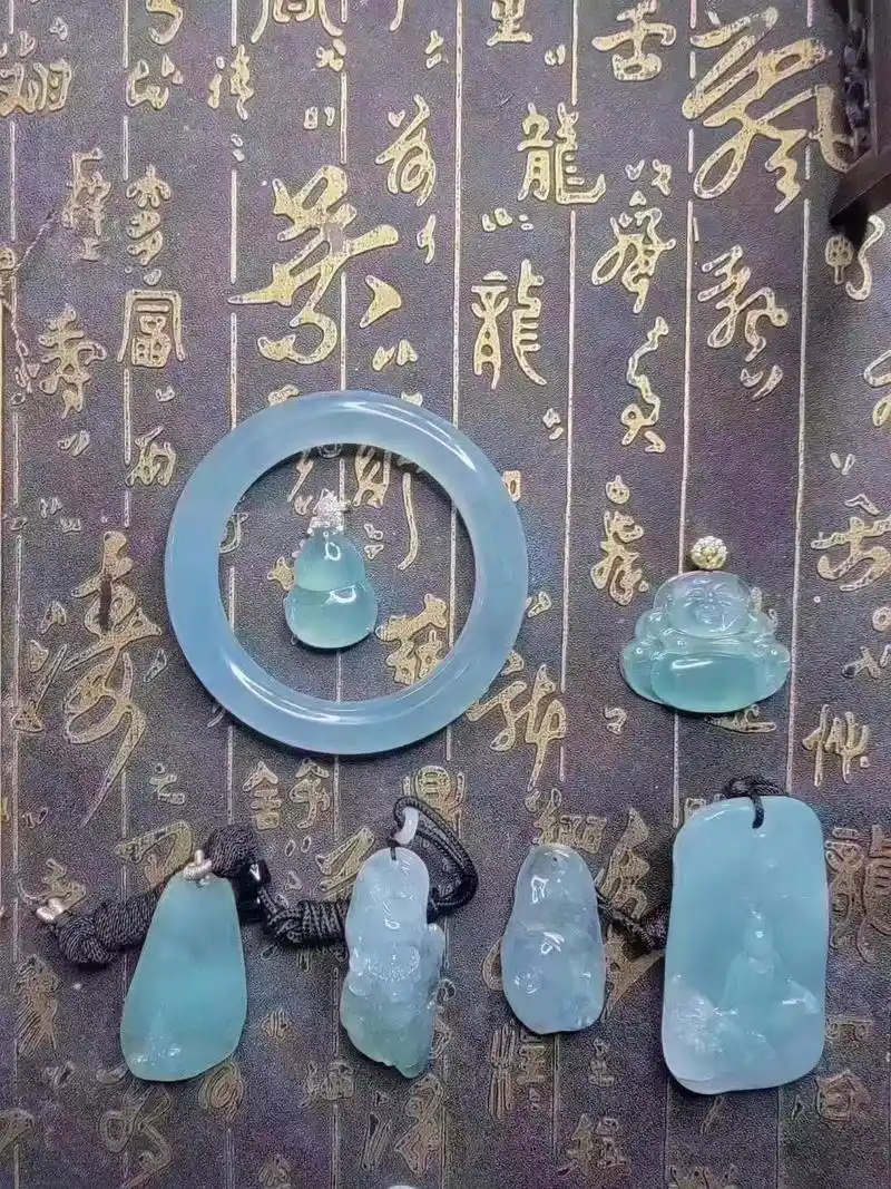 翡翠a是什么等级?