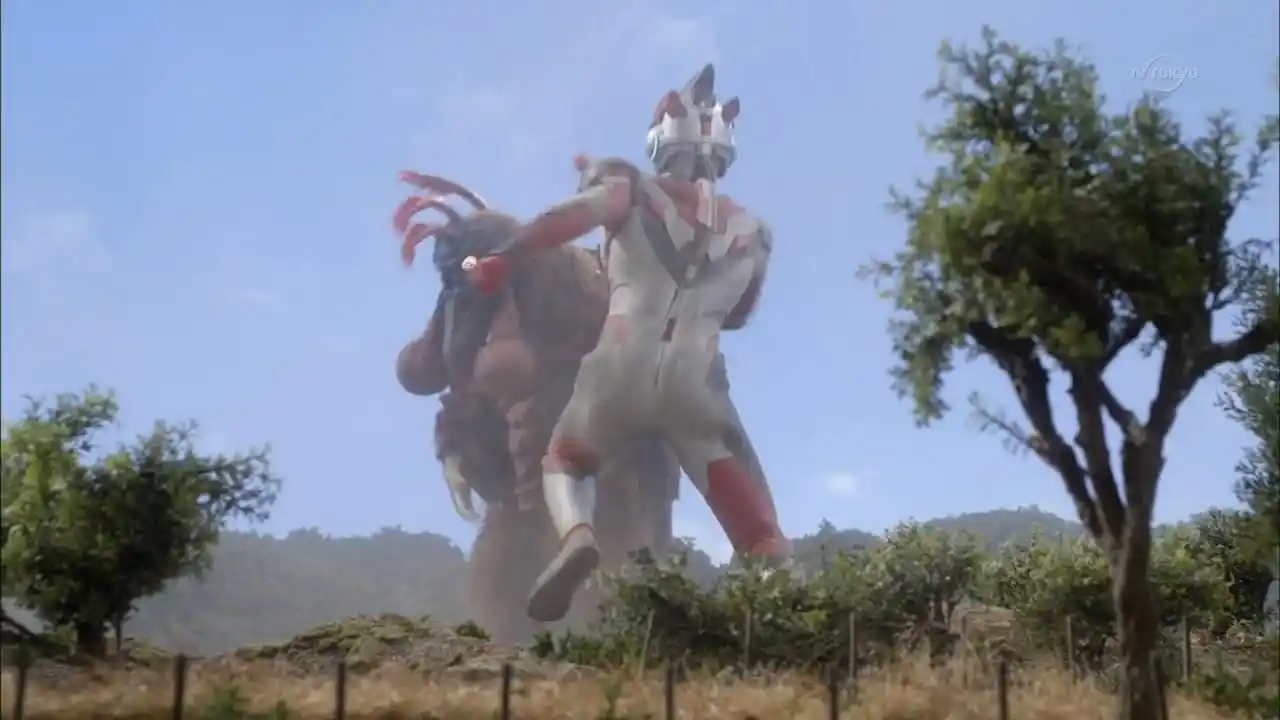 火山怪鸟巴顿的嘴 只有这个奥特曼能轻松克制 泰罗 佐菲都不行