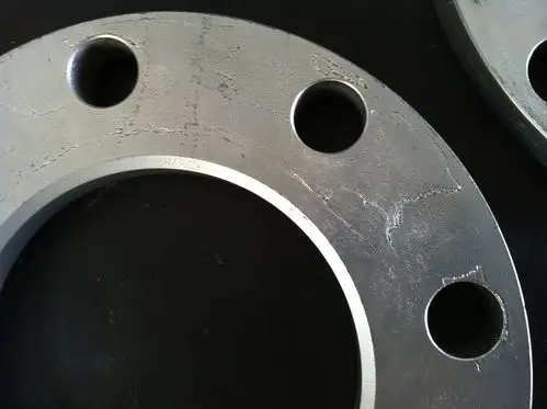 法兰材质16mn含少量合金