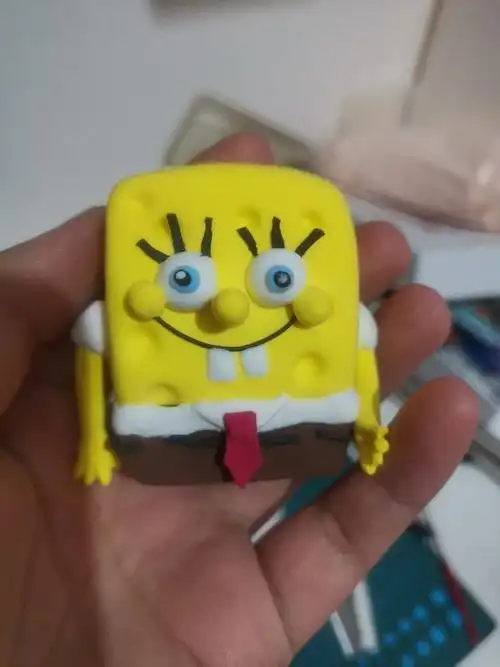 初学黏土圆润的海绵宝宝