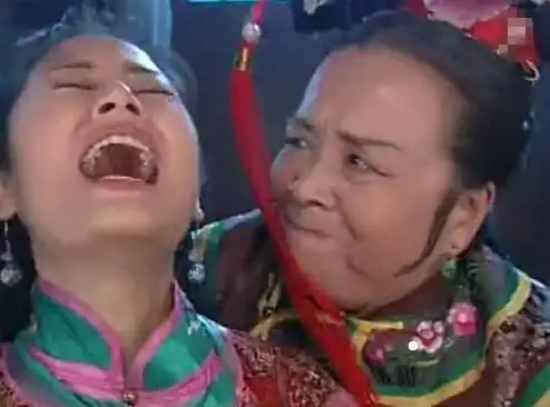 都演紫薇,同是尔康公主抱,林心如版和马伊琍版完全不是一种风格