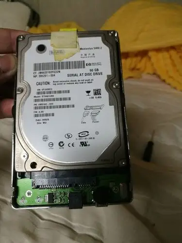 图吧拆解雷霆王ii移动硬盘拆机展示假三星移动硬盘