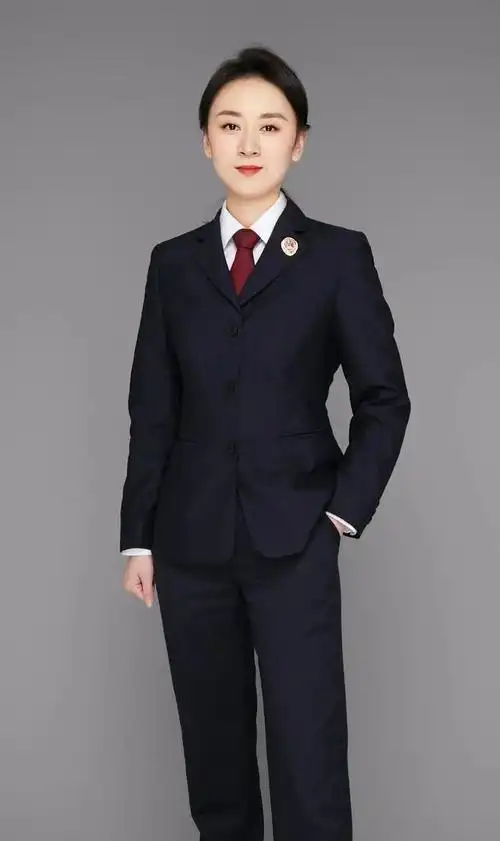 其中,虹口区人民检察院办公室主任肖阳获