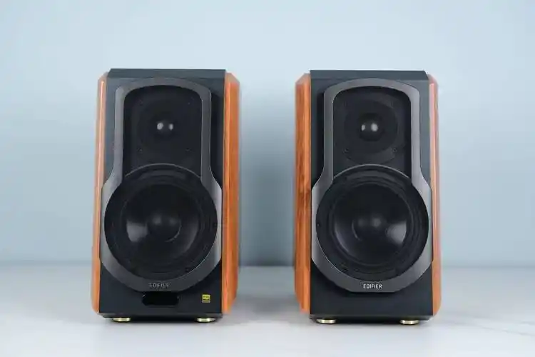 98而且咱们这台漫步者s1000mkii还支持蓝牙5.