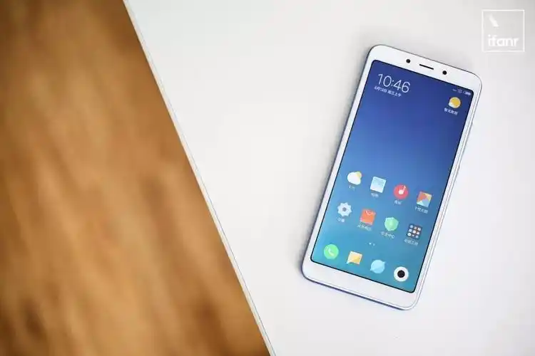 红米6上手这可能是最便宜的双摄全面屏手机