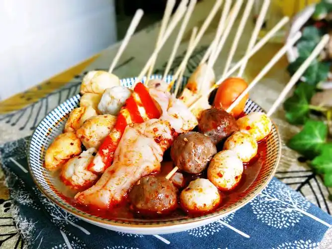 关东煮食材都有哪些(关东煮一般需要准备哪些材料)-飞翔百科